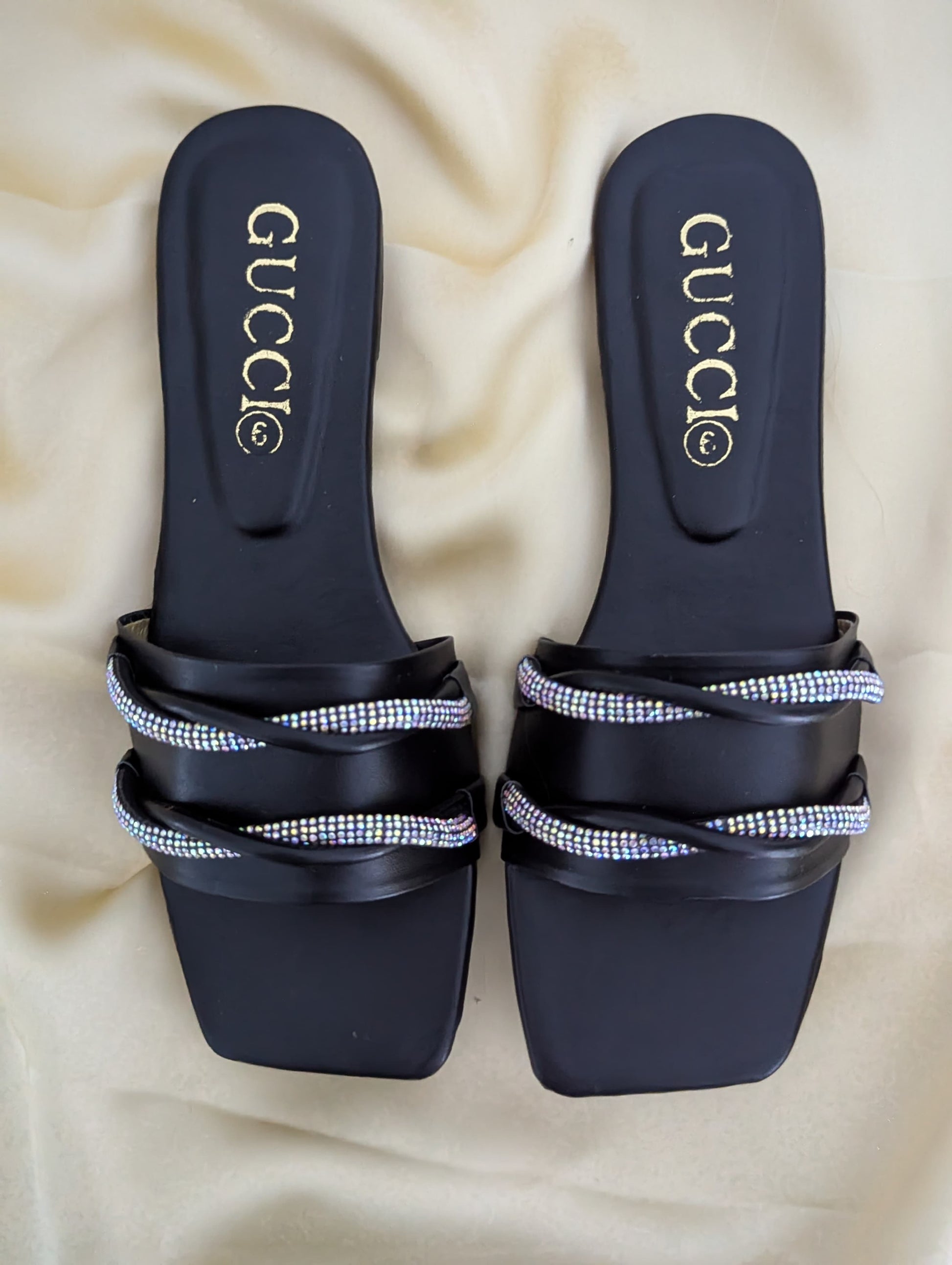 DAILY ROUND LINE COMFY FLATS - BLACK