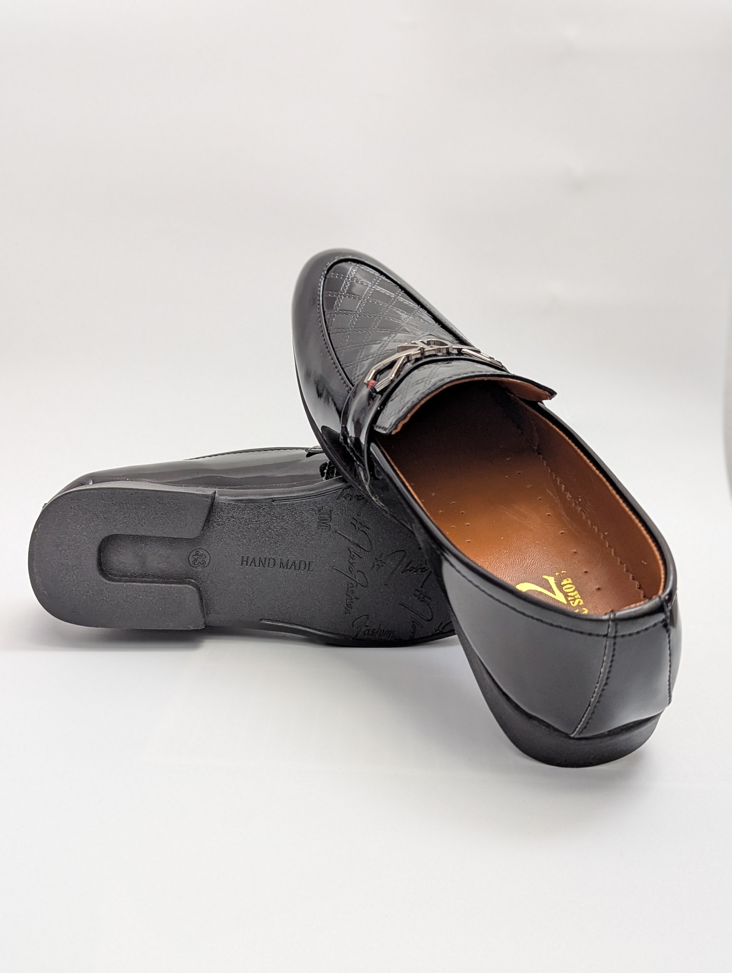 Square Textured Shine Moccasiono Shoes - Black