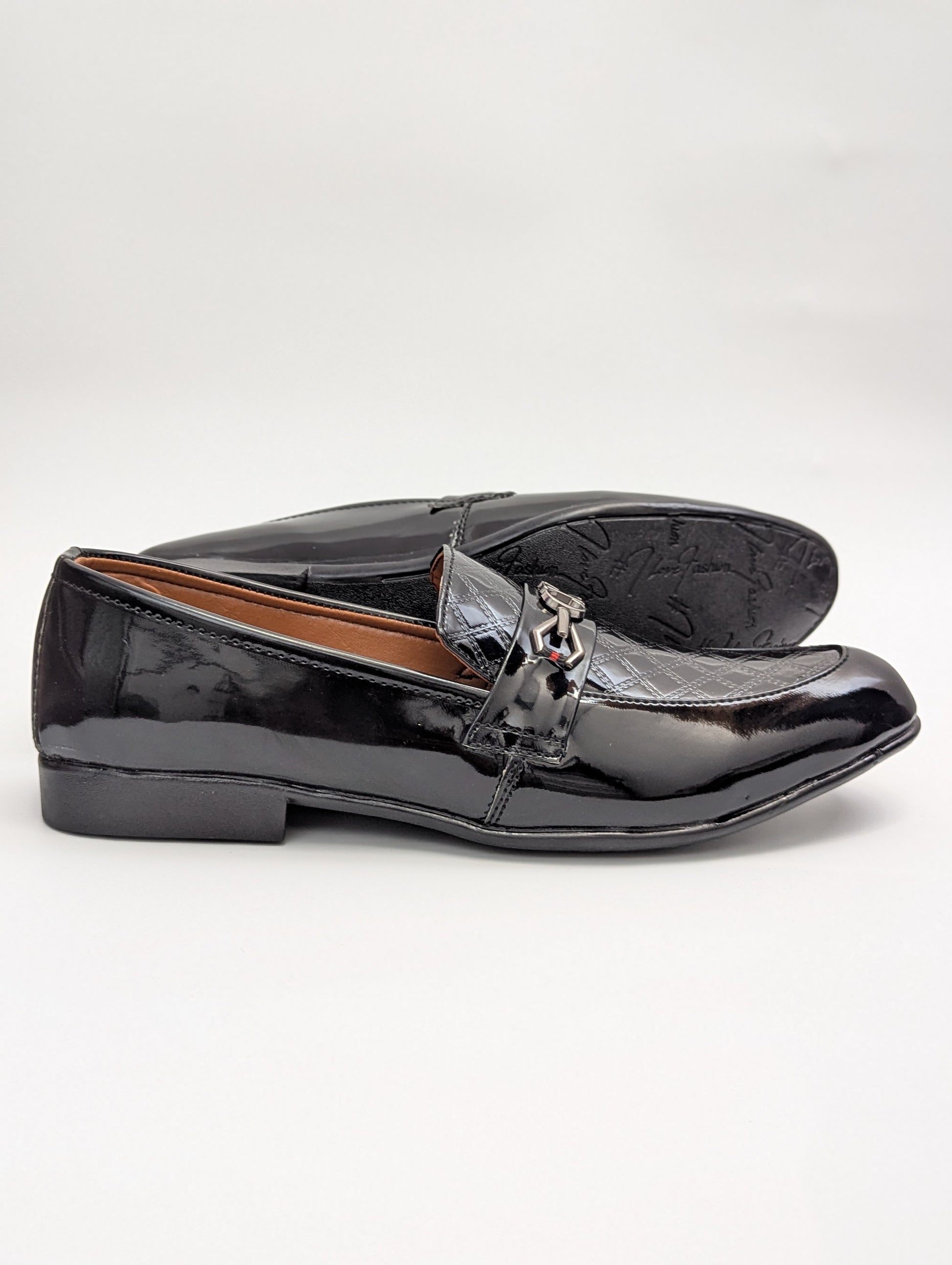 Square Textured Shine Moccasiono Shoes - Black