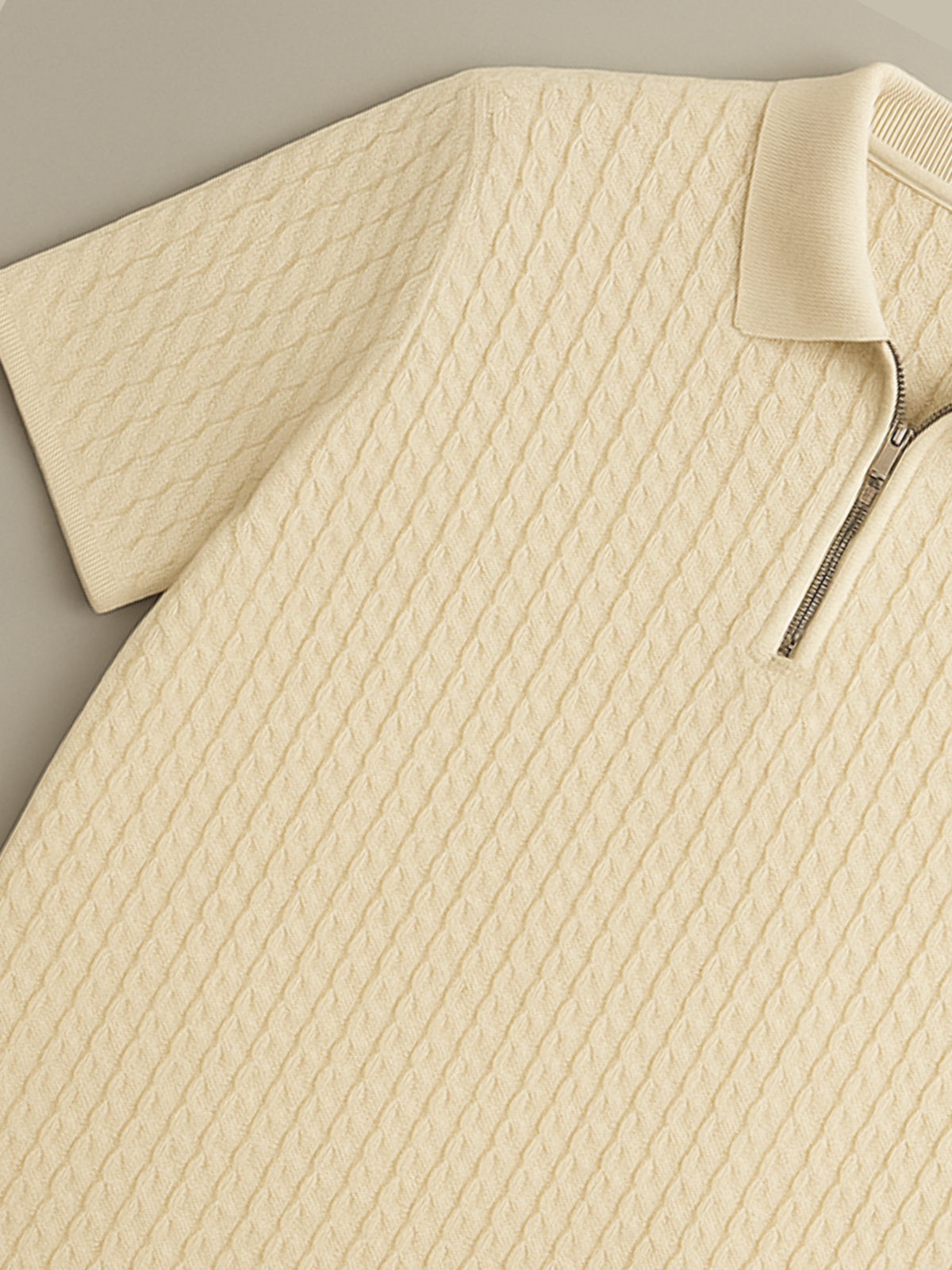 Embose Knitted Zipped Polo - Off White